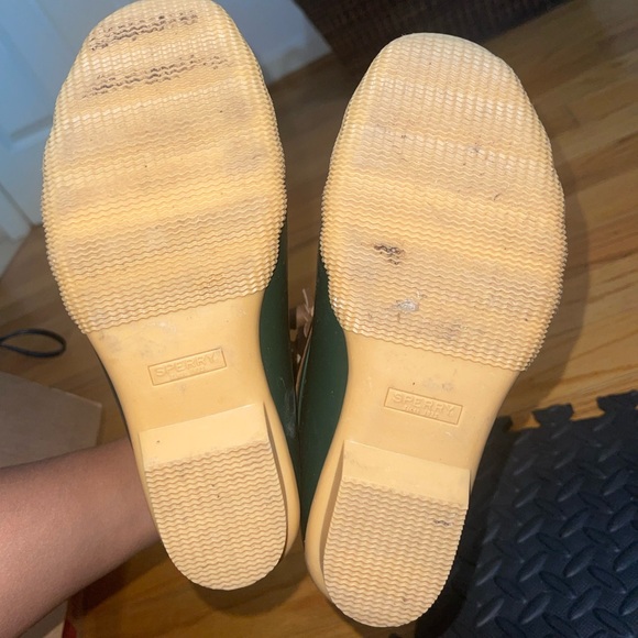 Woman’s Sperry Duck Boots - Picture 8 of 8